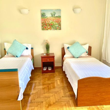 Quiet Near Subway And Acropolis 2 Bedrooms Apt Atena Exterior foto